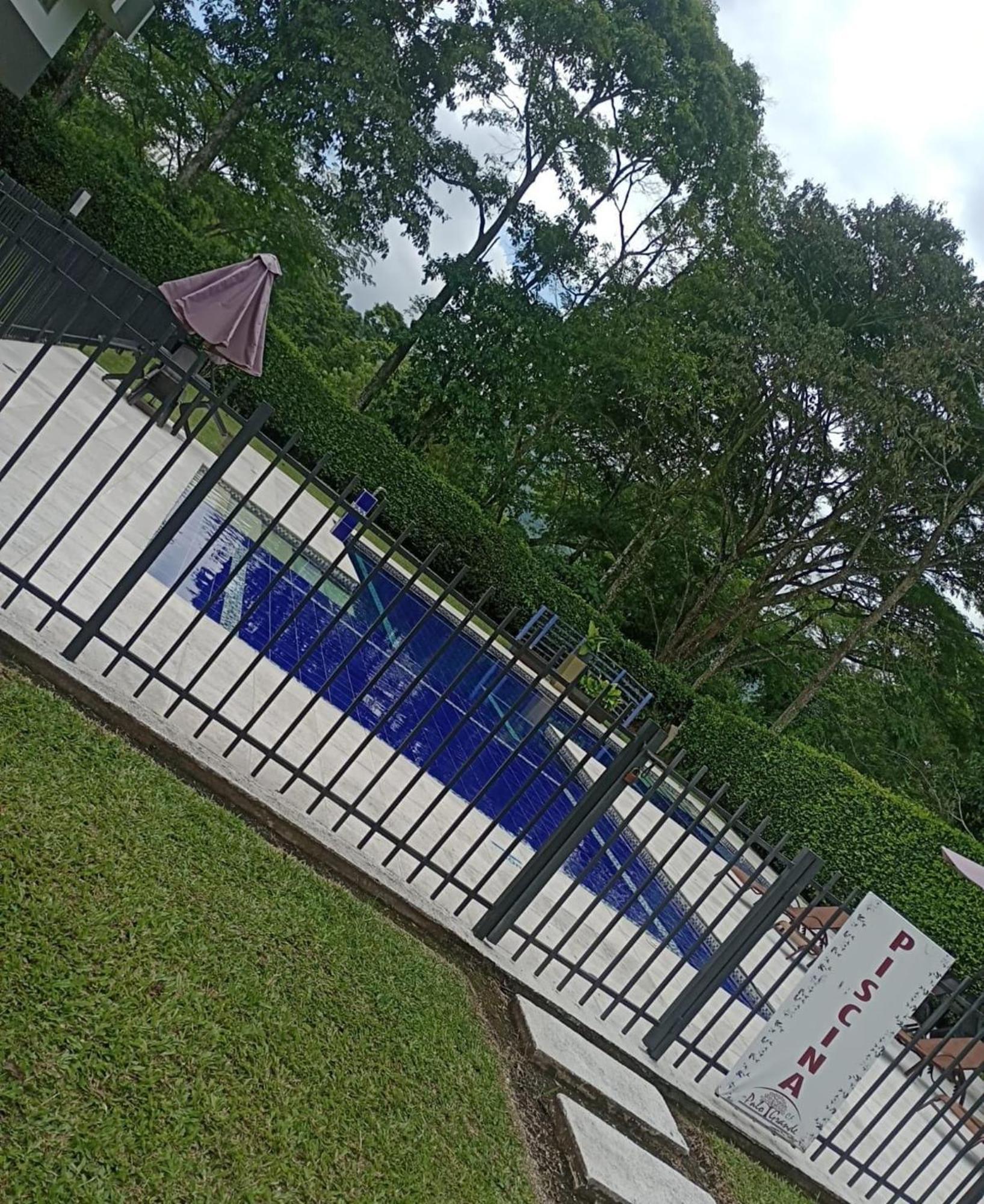 Hotel Palo Grande Cf Pereira Combia Bagian luar foto